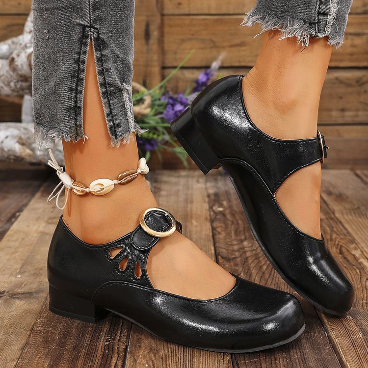 Damskie buty na wiosnę i lato  – Women Fashion Designer recenzja i cena