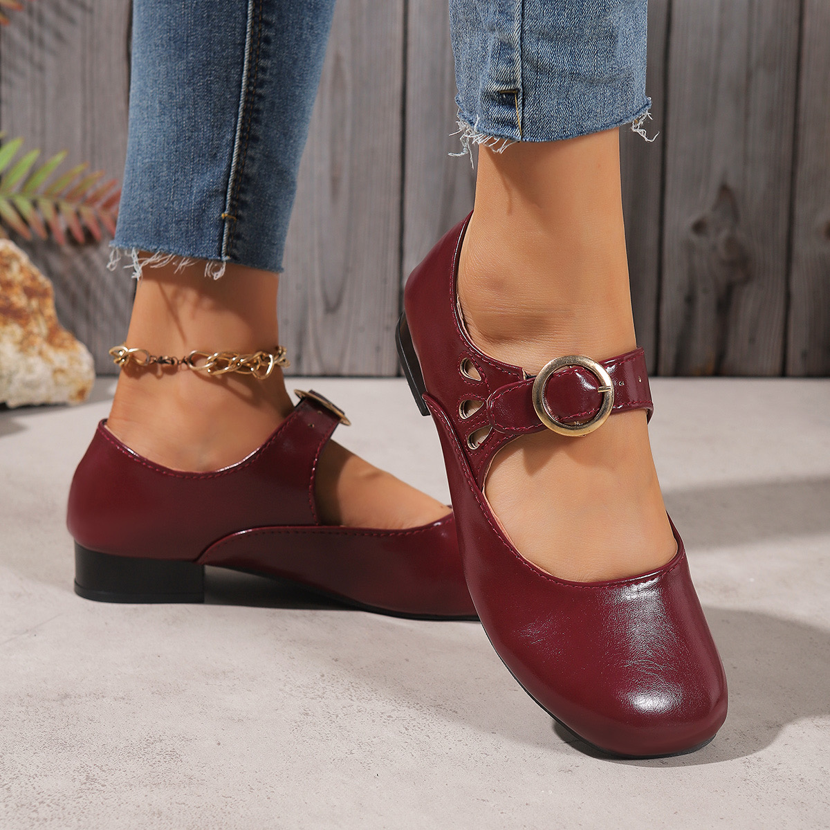 Damskie buty na wiosnę i lato  – Women Fashion Designer recenzja i cena