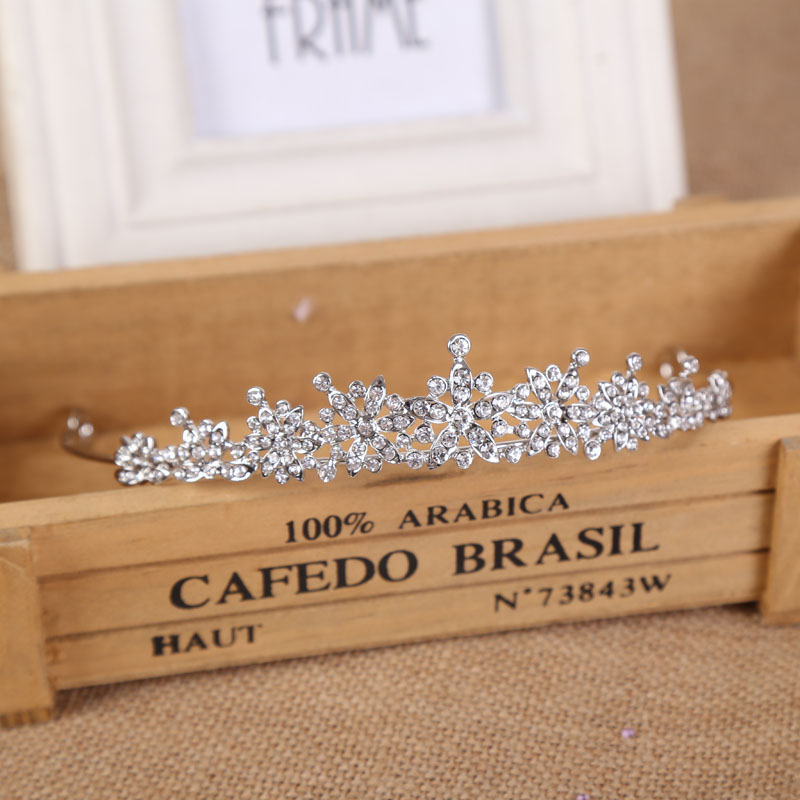 Kryształowa tiara ślubna do wł – Women Fashion Hub recenzja i cena